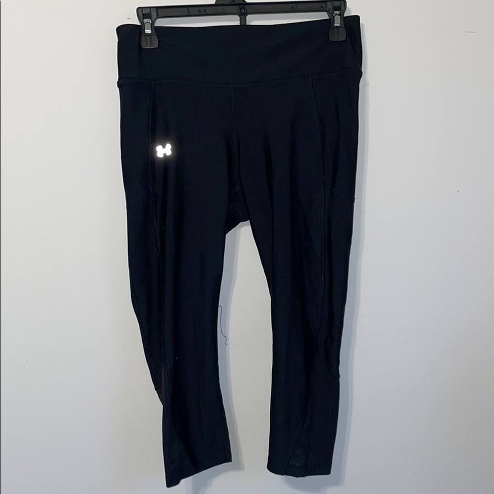 Under Armour Black Capri Leggings